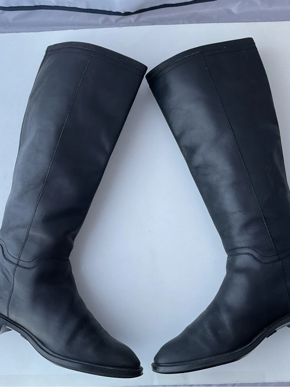 Salvatore Ferragamo Classic Black Leather Knee High Riding Boots Women’s Size 9B
